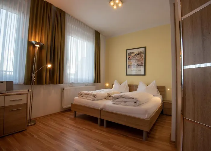 City Appartements Weiz アパートホテル 4*